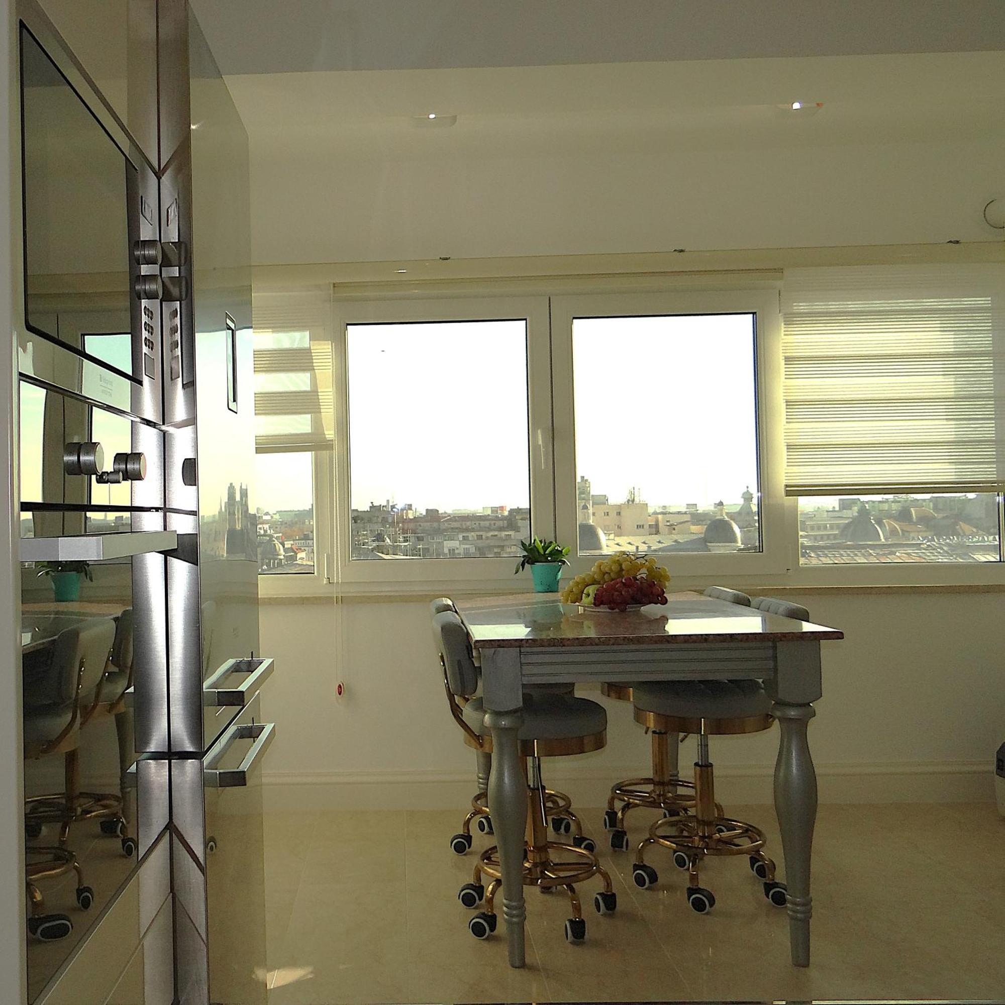 בוקרשט The One Balcescu- Best View Over City Center מראה חיצוני תמונה